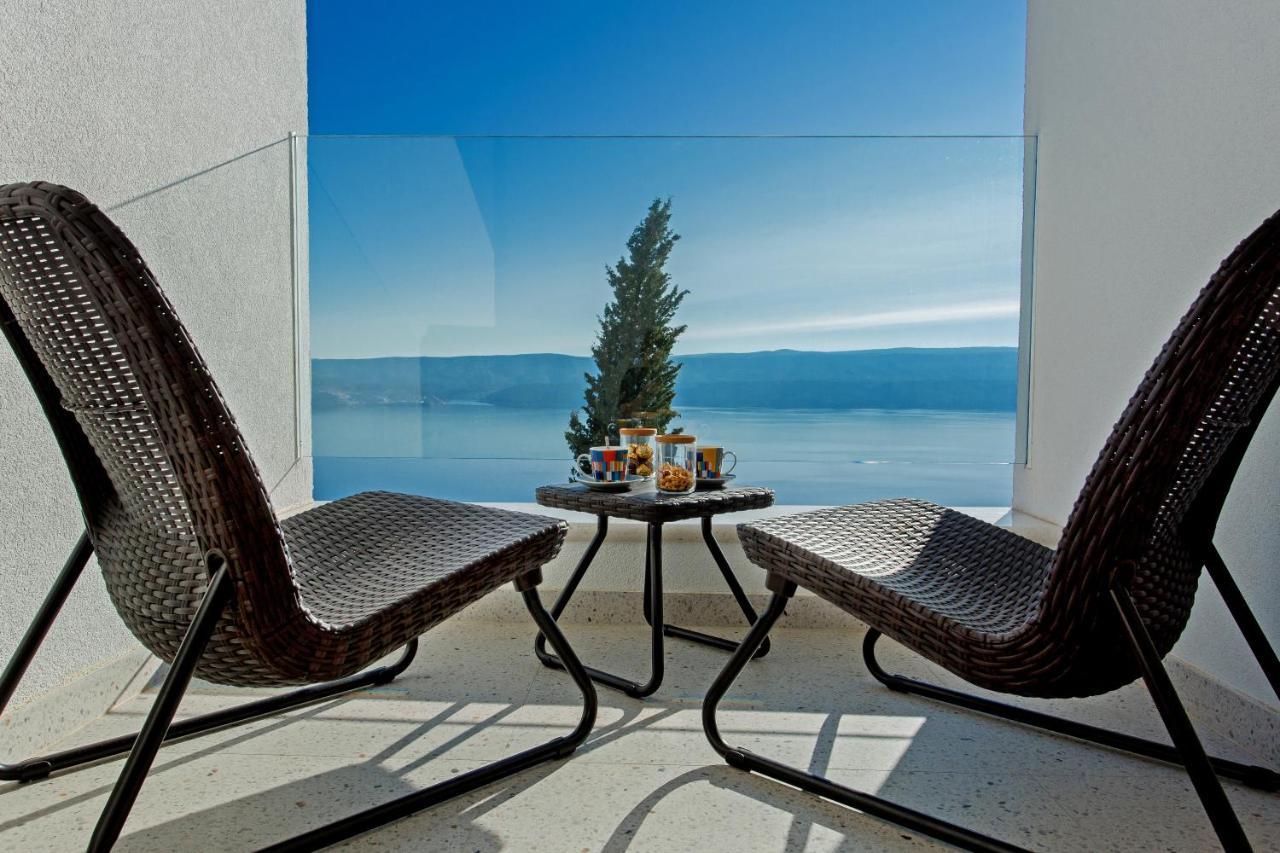 Villa Dispet With Heated Pool, Jacuzzi, Sauna And Cinema 塞莱纳 外观 照片