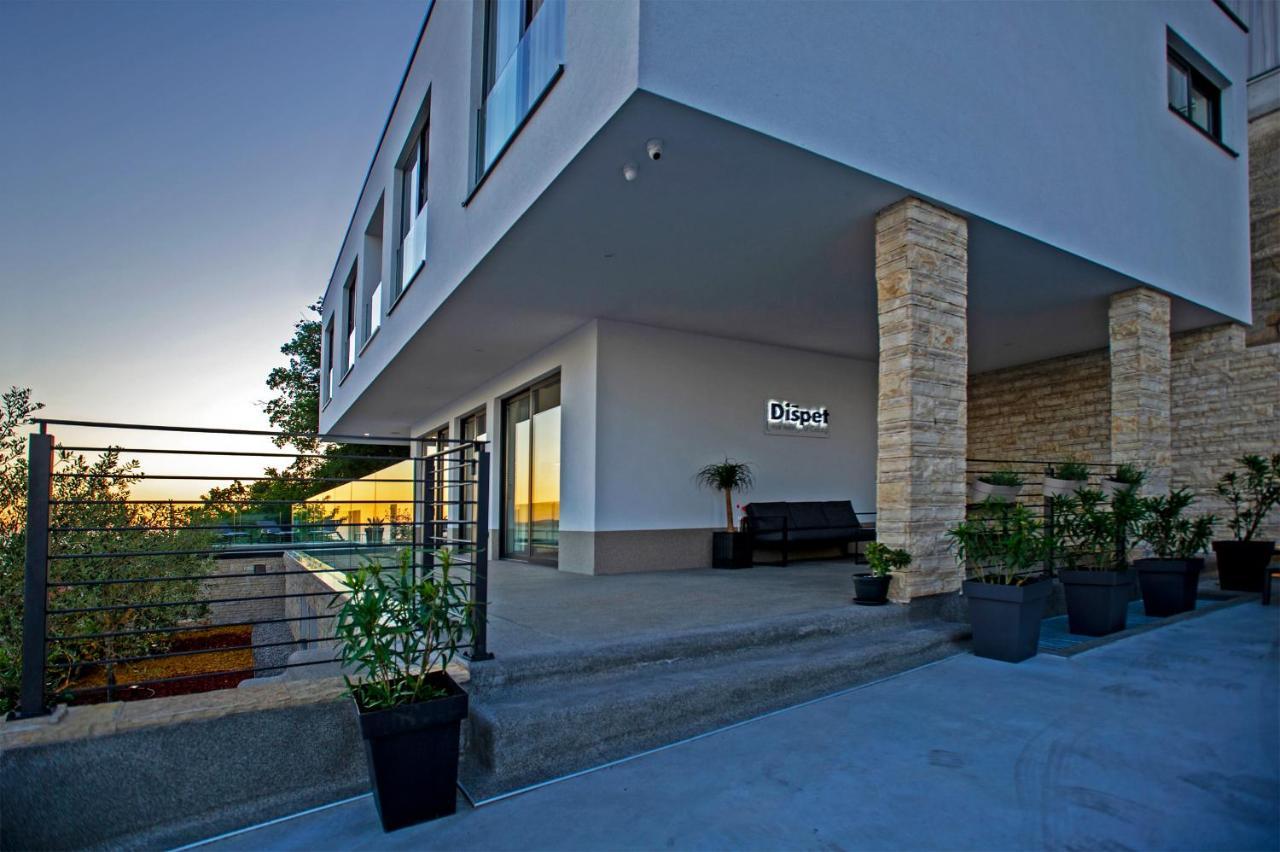 Villa Dispet With Heated Pool, Jacuzzi, Sauna And Cinema 塞莱纳 外观 照片