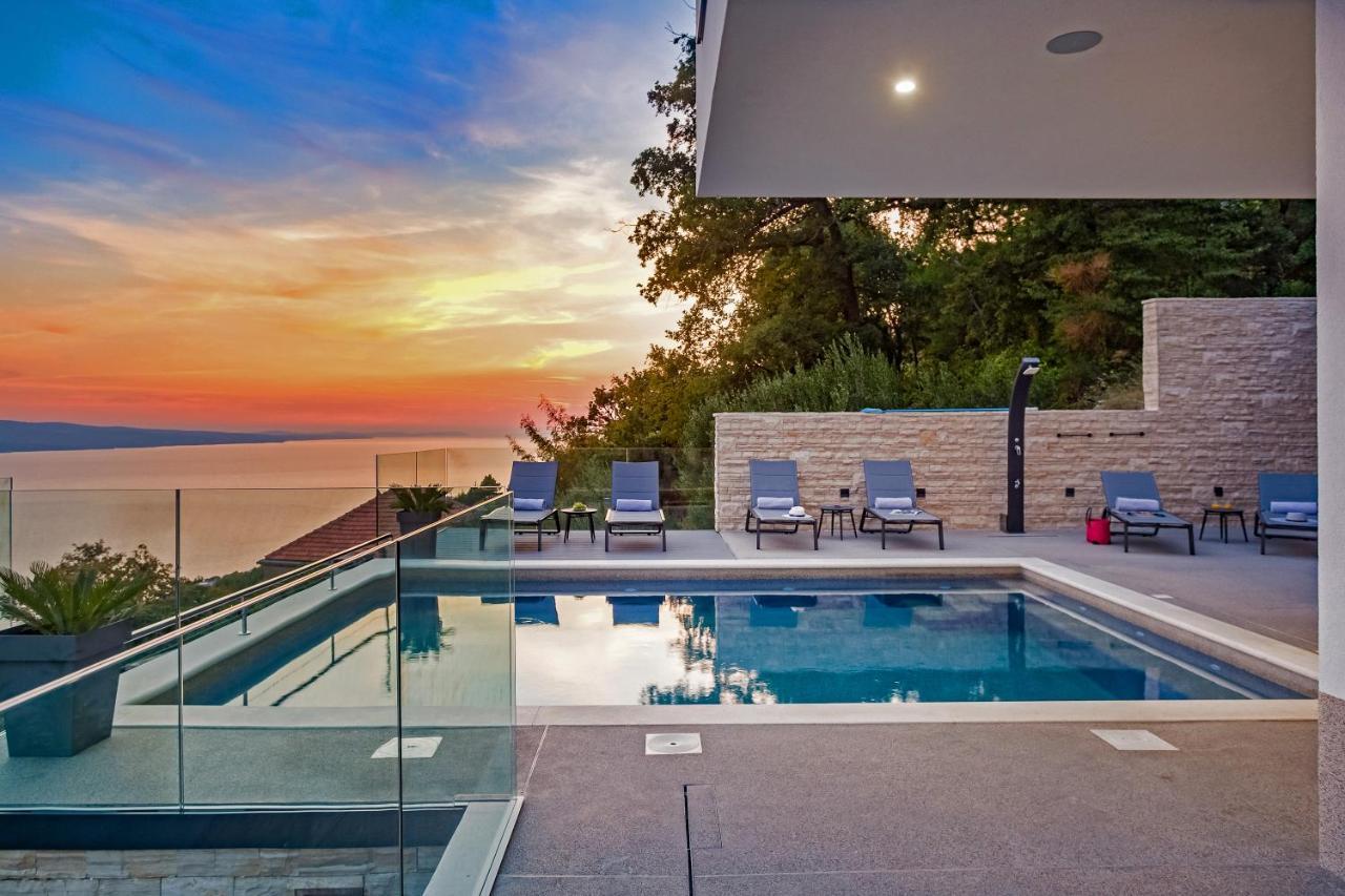 Villa Dispet With Heated Pool, Jacuzzi, Sauna And Cinema 塞莱纳 外观 照片