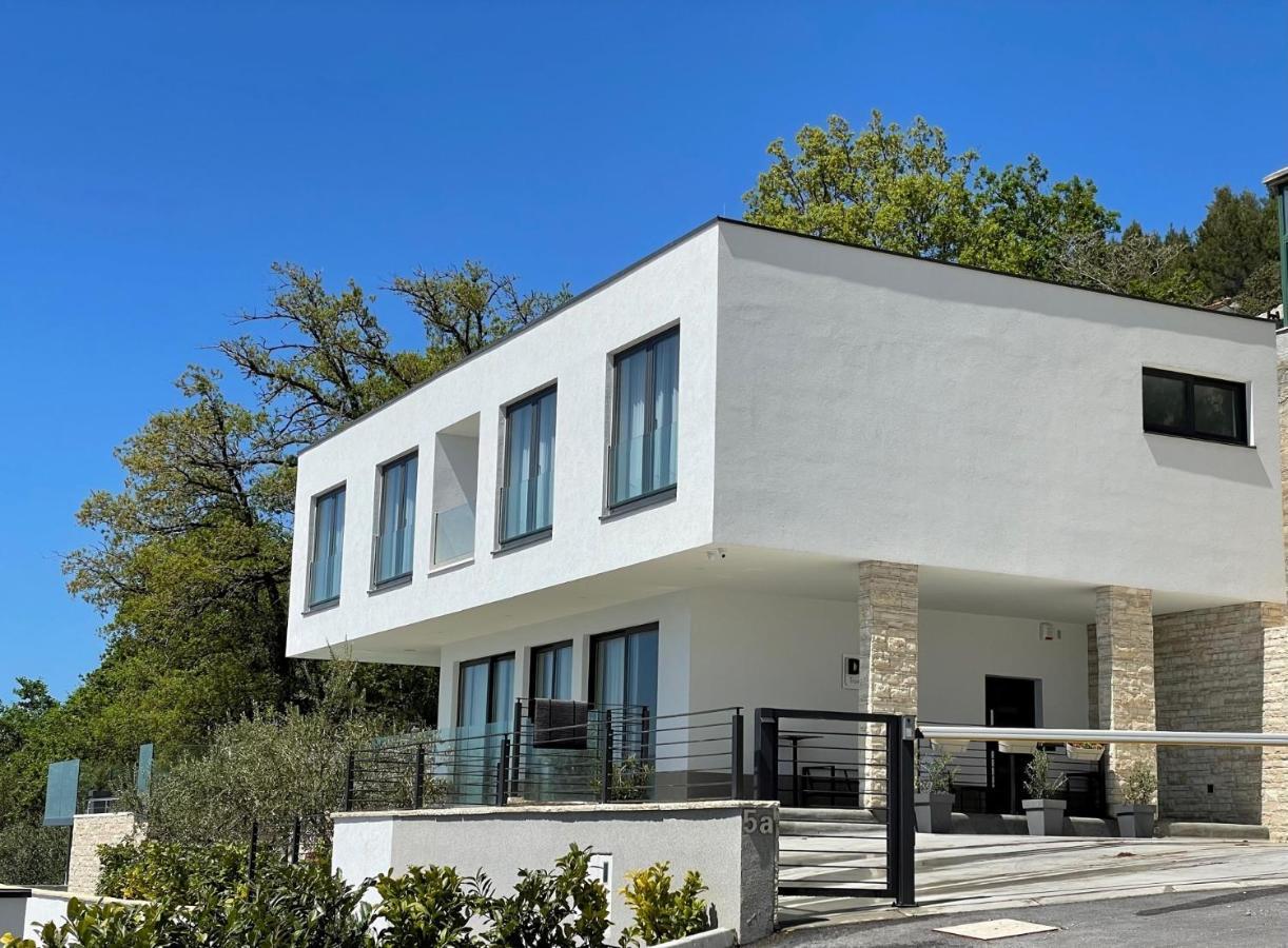 Villa Dispet With Heated Pool, Jacuzzi, Sauna And Cinema 塞莱纳 外观 照片